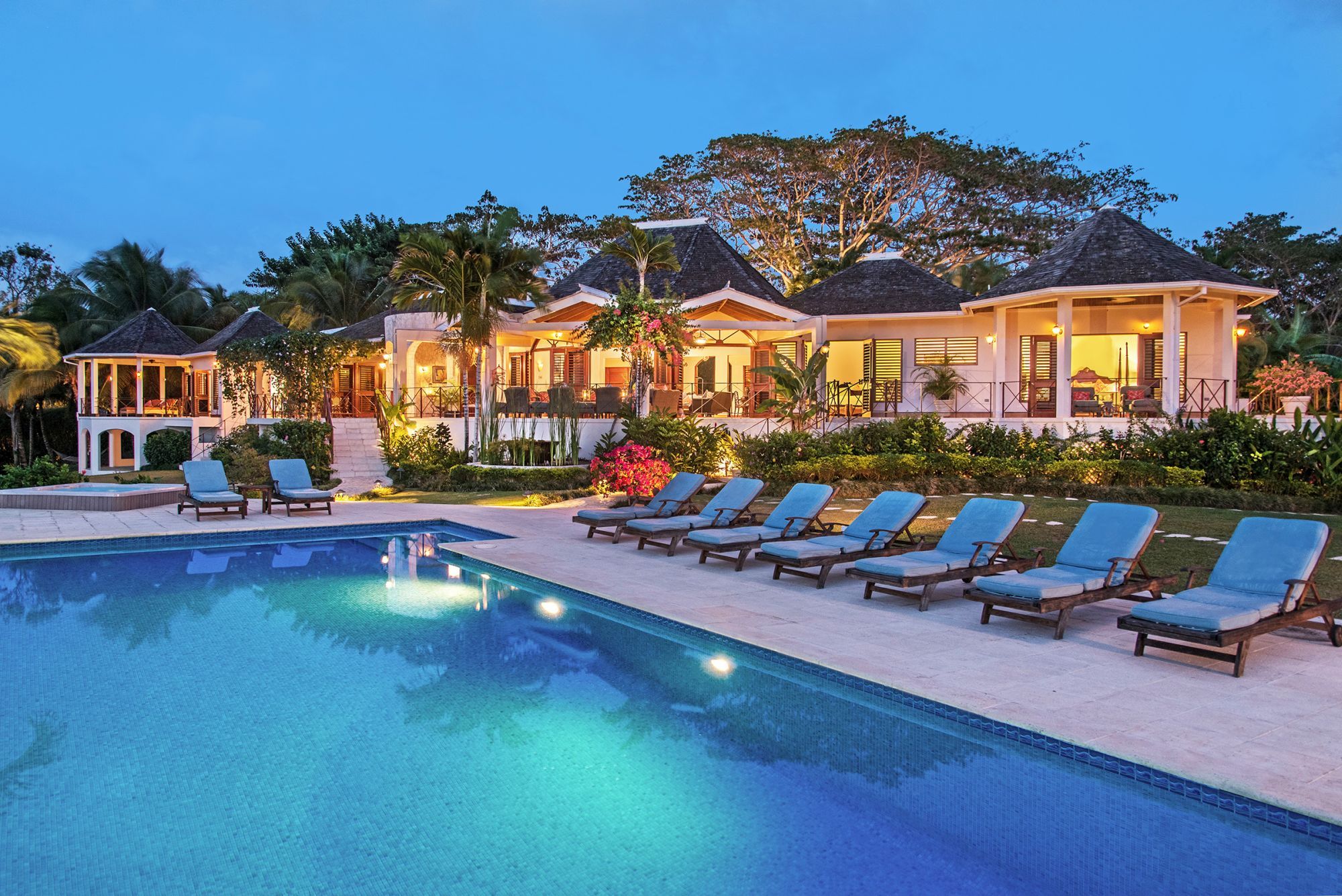 swimming pool and facade of Infinity, Jamaica