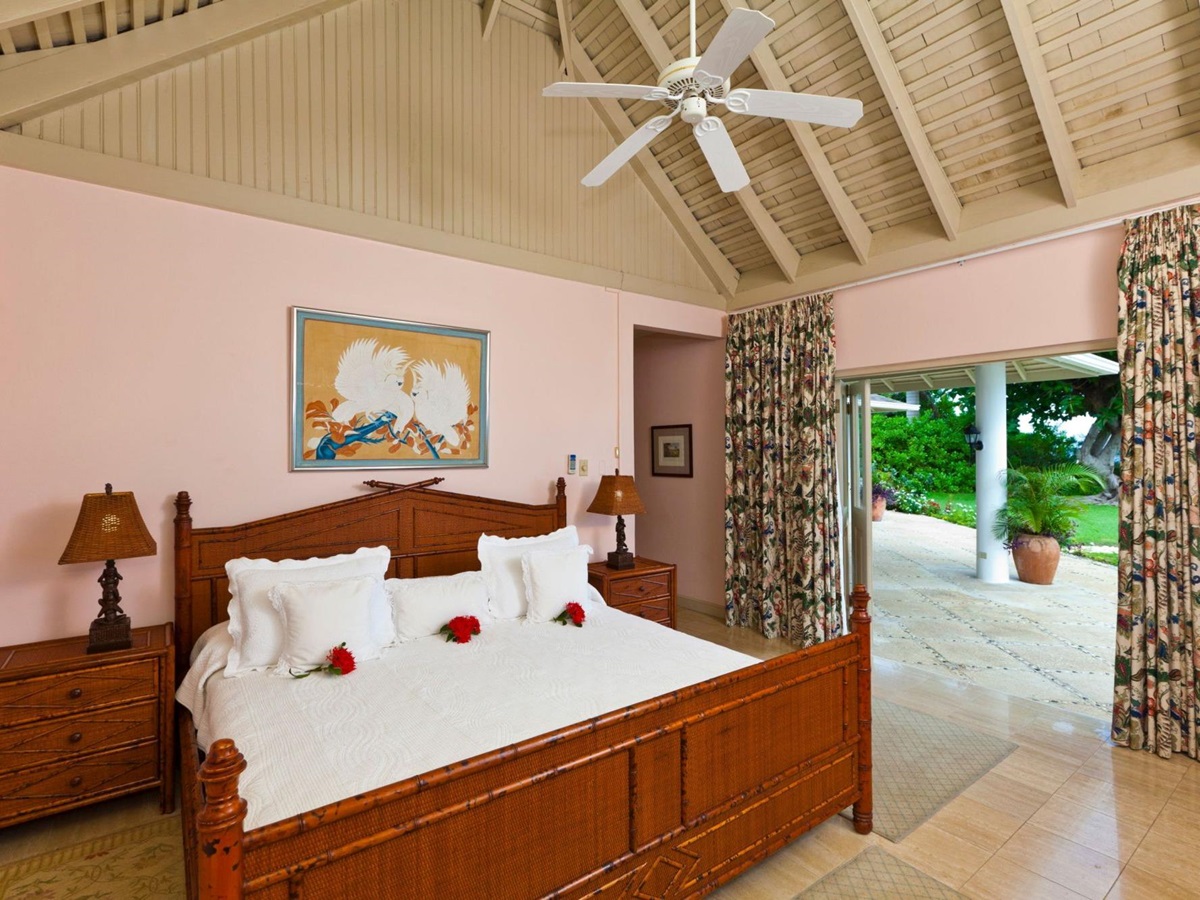 double bedroom of Sunrise, Jamaica