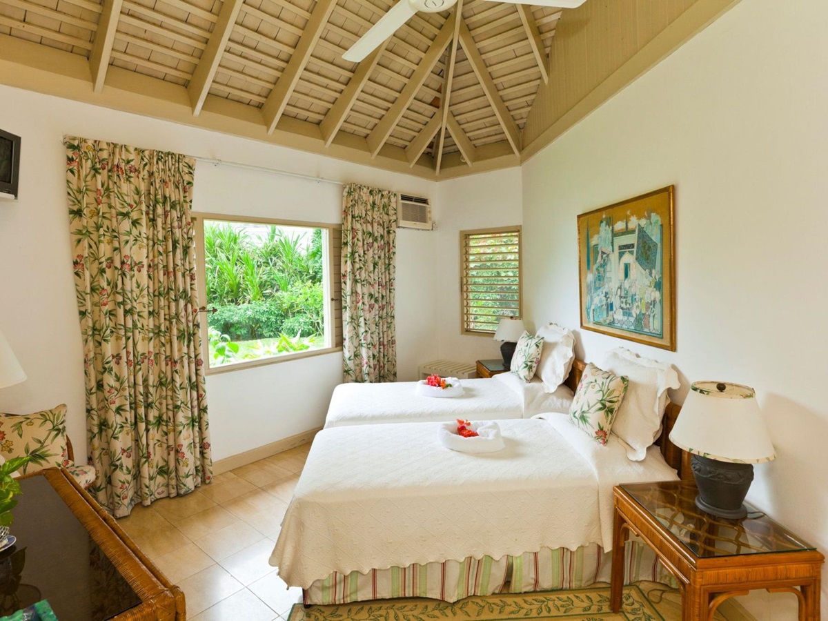 twin bedroom of Sunrise, Jamaica