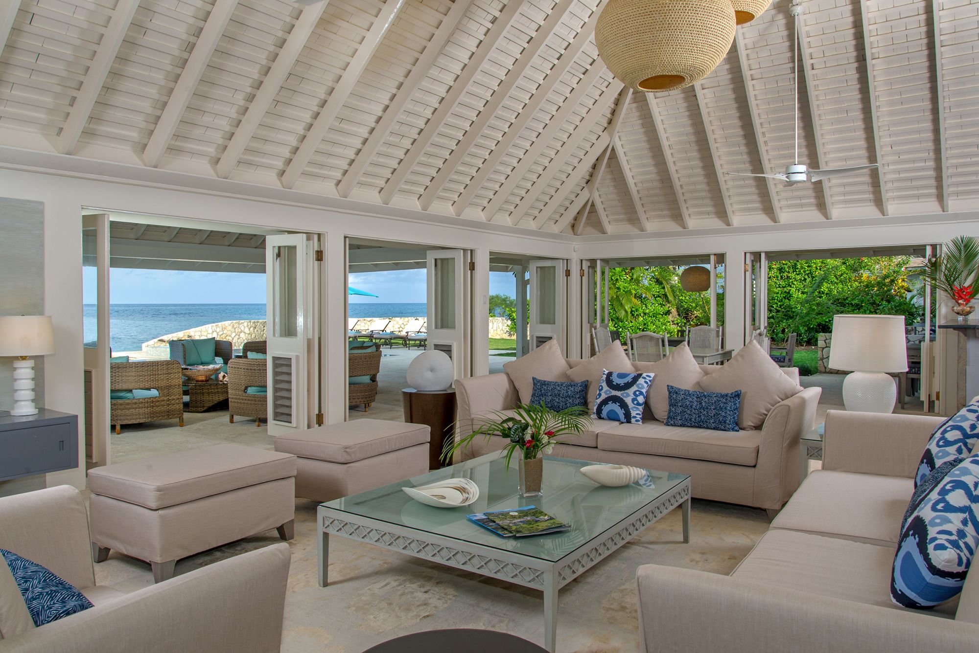 Living room of Sunset, Jamaica