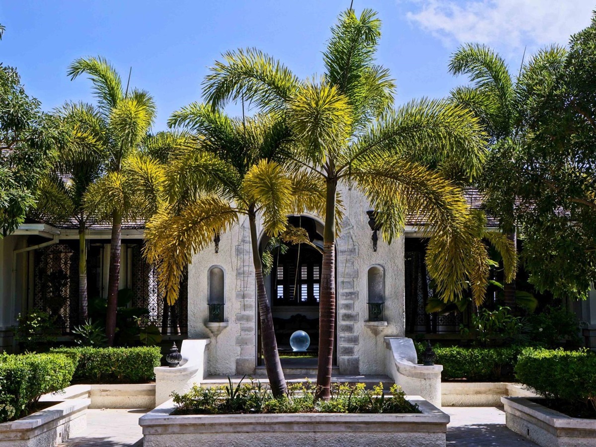Entrance of Twin Palms, Jamaica
