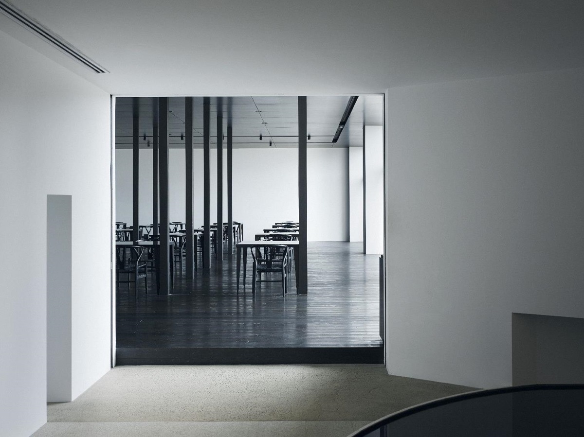 Minimalist dining room at Beniya Mukayu in Yamashiro Japan