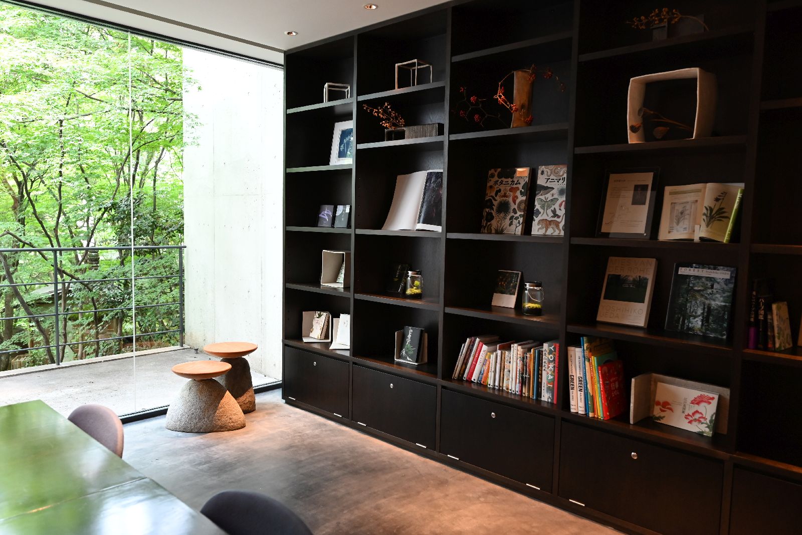 The forest library at Beniya Mukayu ryokan in Japan