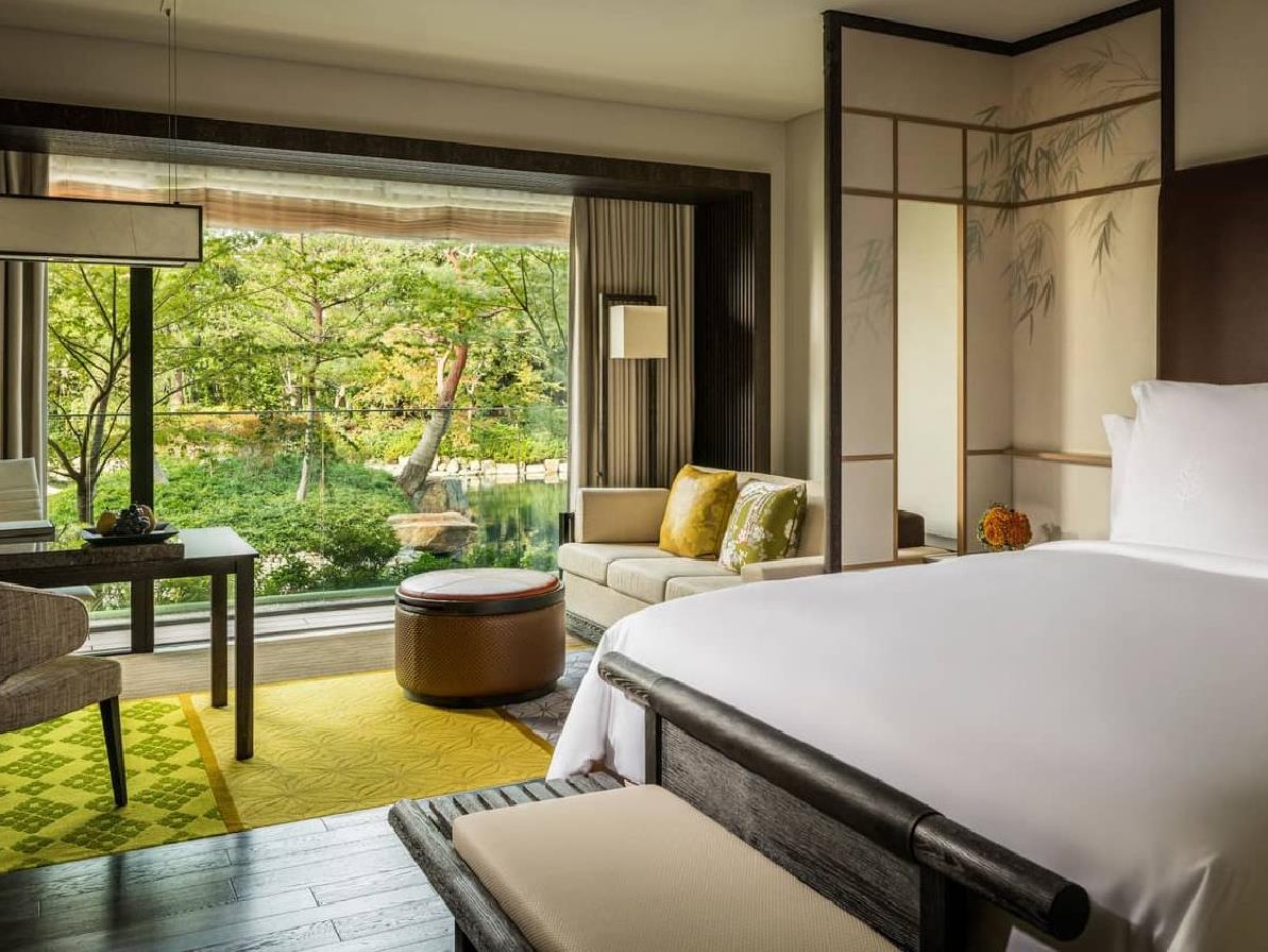 Suite with garden views at the Four Seasons Kyoto in Japan