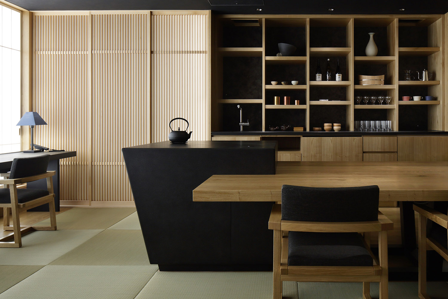 Lounge of the Hoshinoya Tokyo ryokan hotel