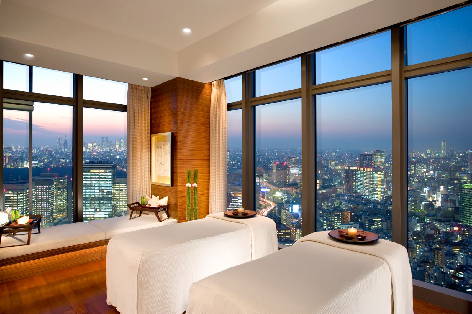 Spa treatment room at Mandarin Oriental Tokyo in the Nihonbashi District