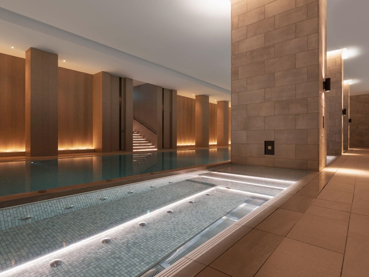 Swimming pool at Park Hyatt Niseko Hanazono ski hotel in Japan