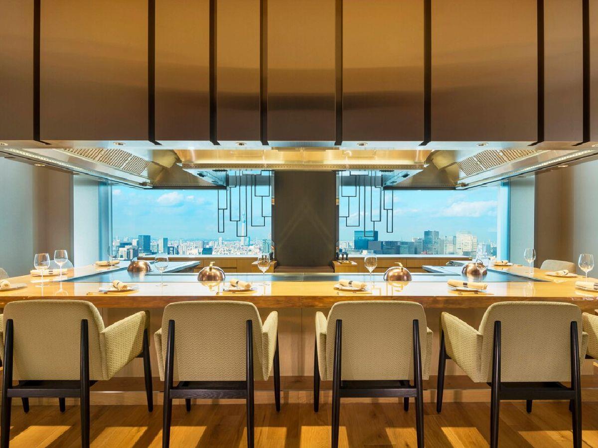 Washoku Souten sushi bar at the Prince Gallery Tokyo Kioicho