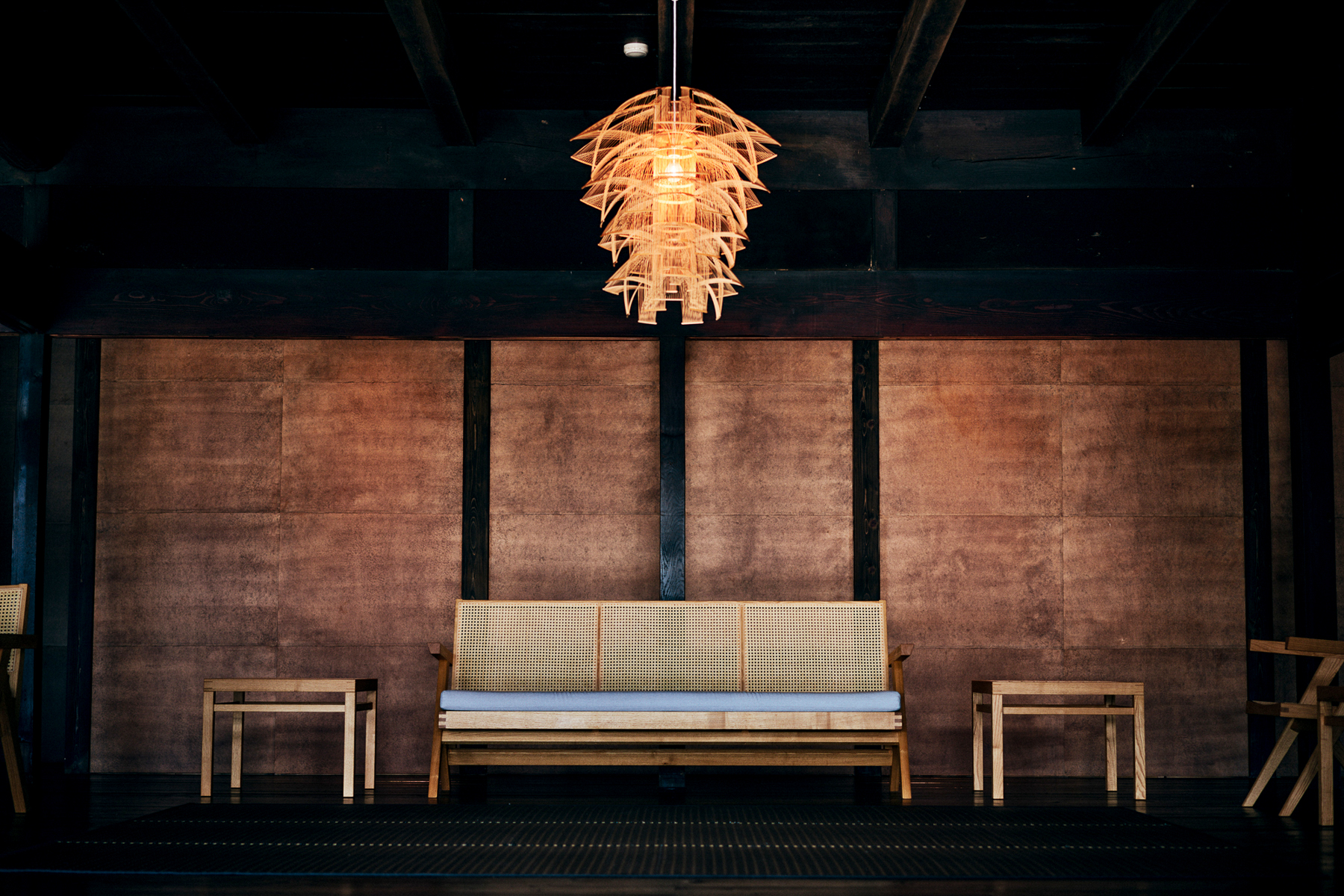 Seating in the lobby at Zenagi