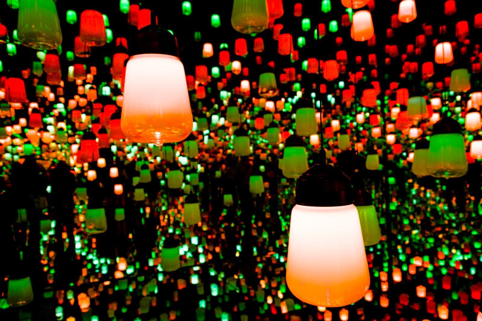 teamLab lanterns in Tokyo