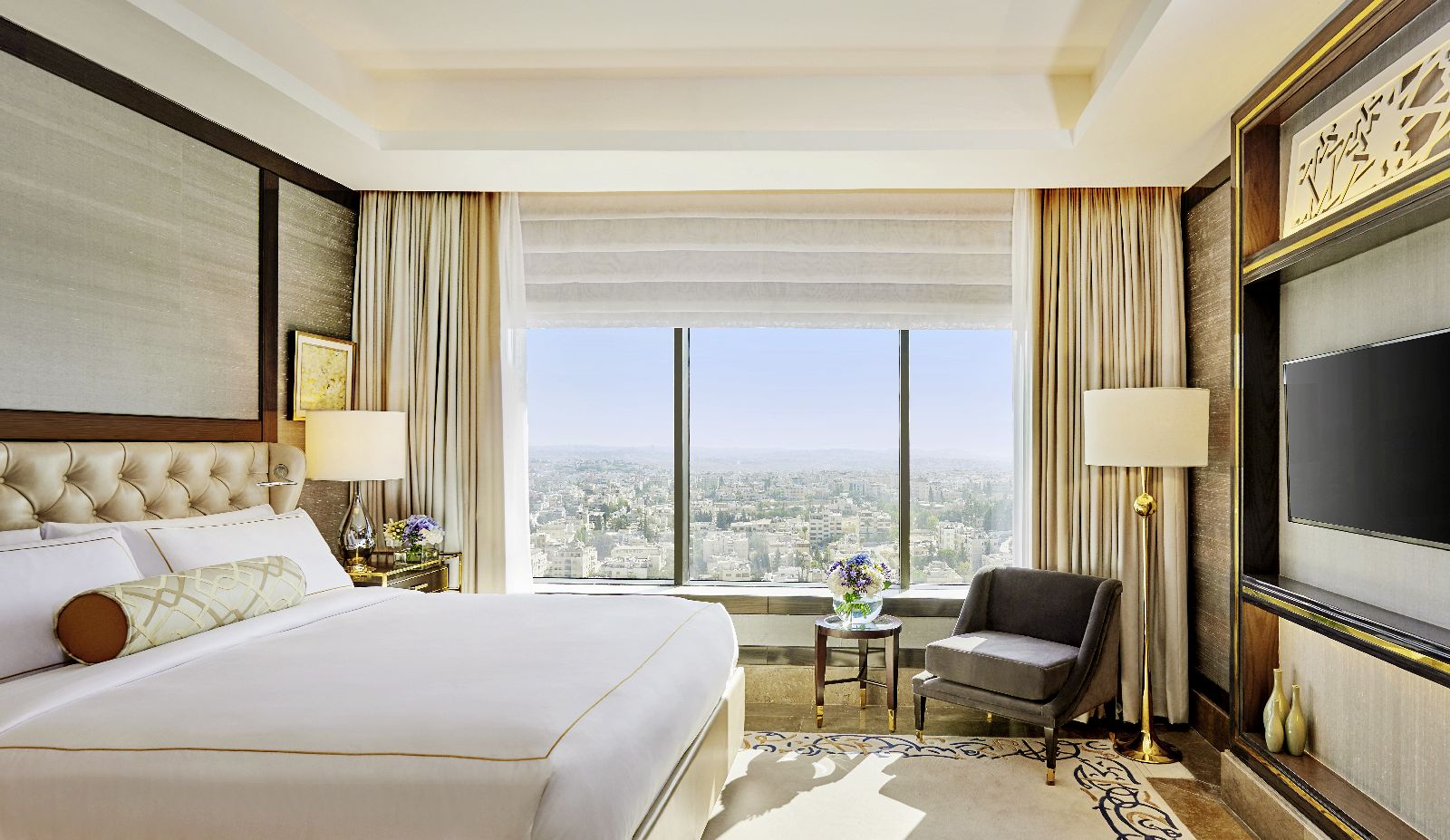 A luxurious suite at the Fairmont Amman Jordan