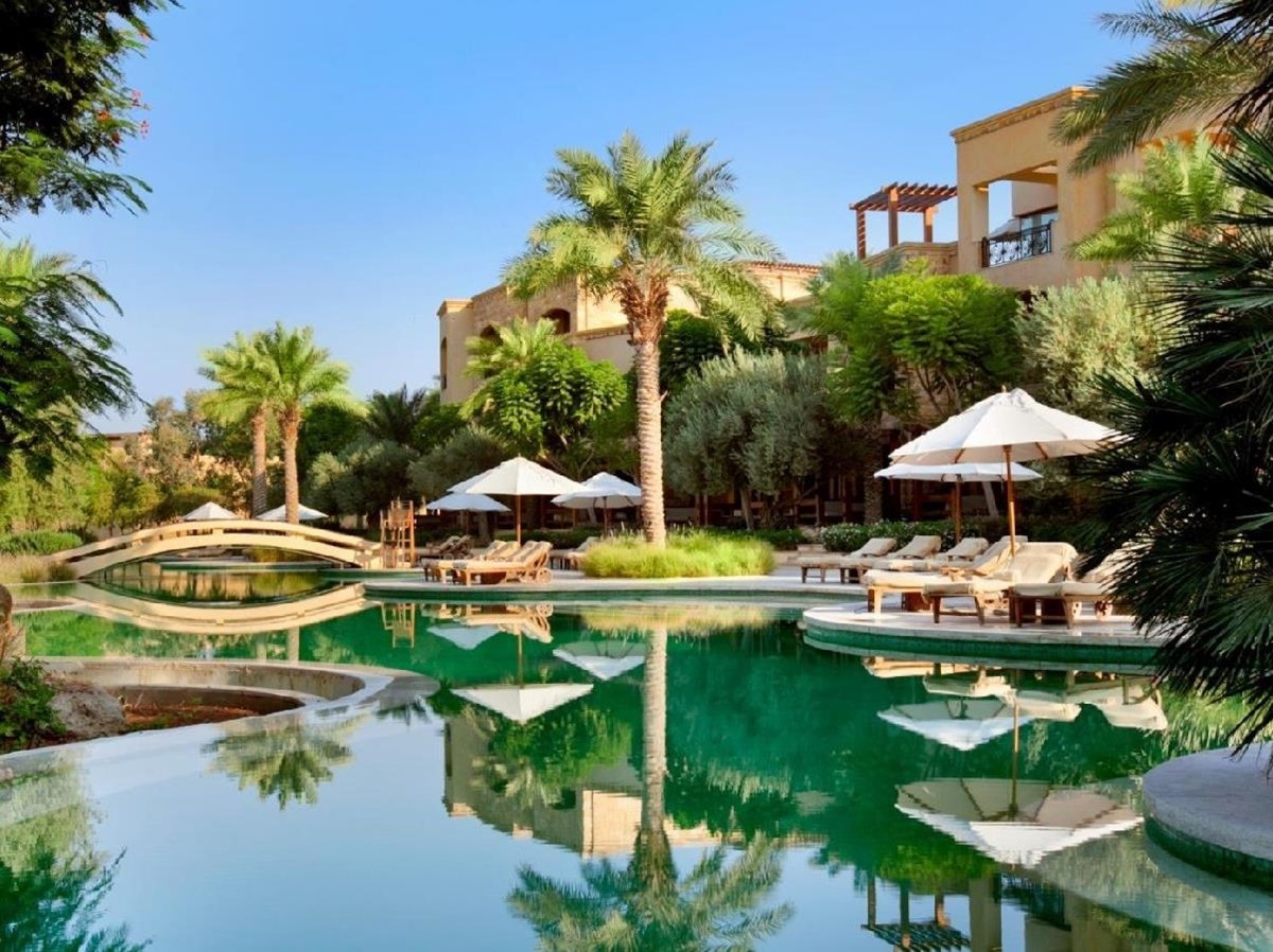 The lazy river style swimming pool at the Kempinski Ishtar Dead Sea in Jordan