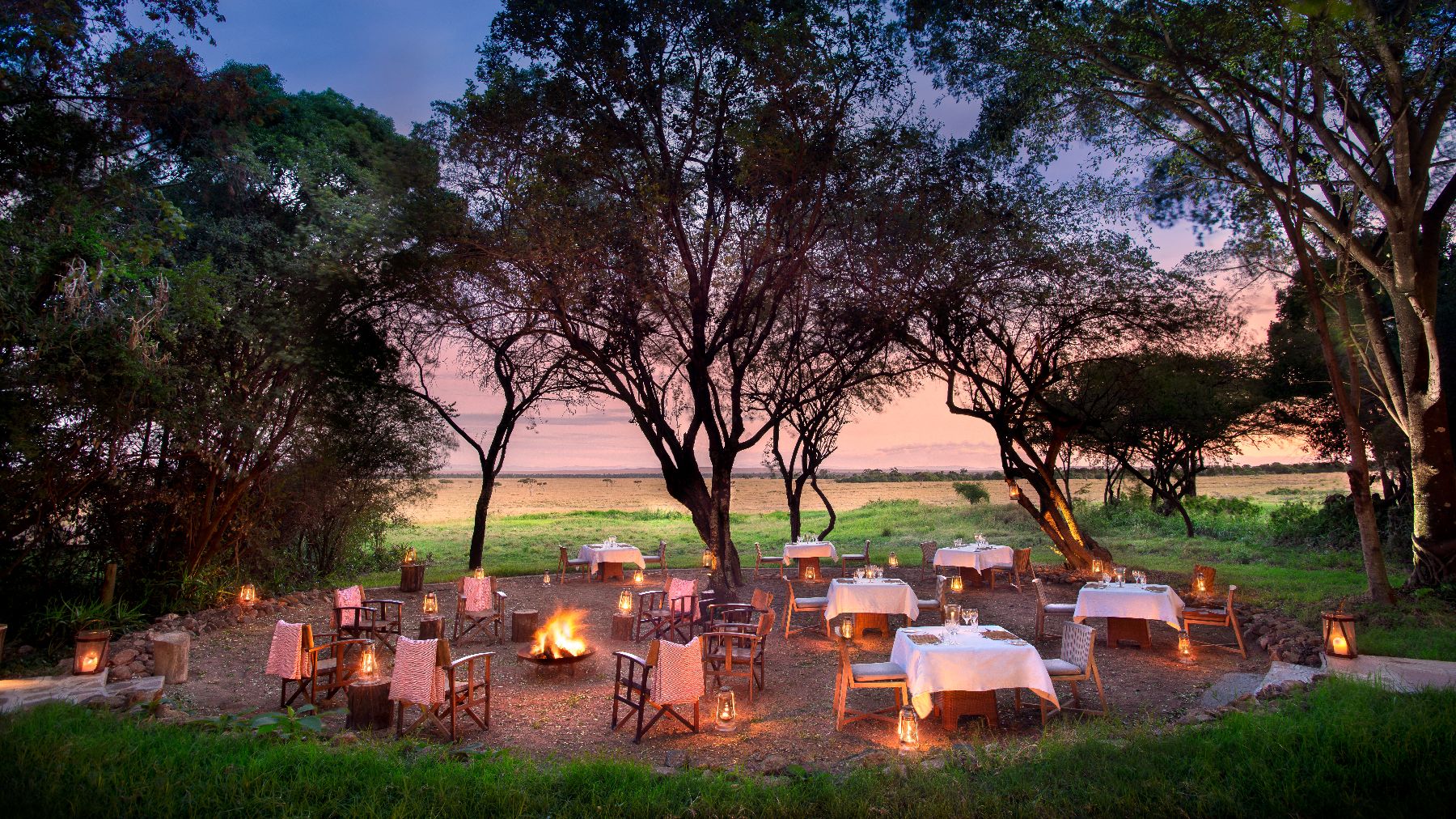 Alfresco dining at &Beyond Bateleur Camp