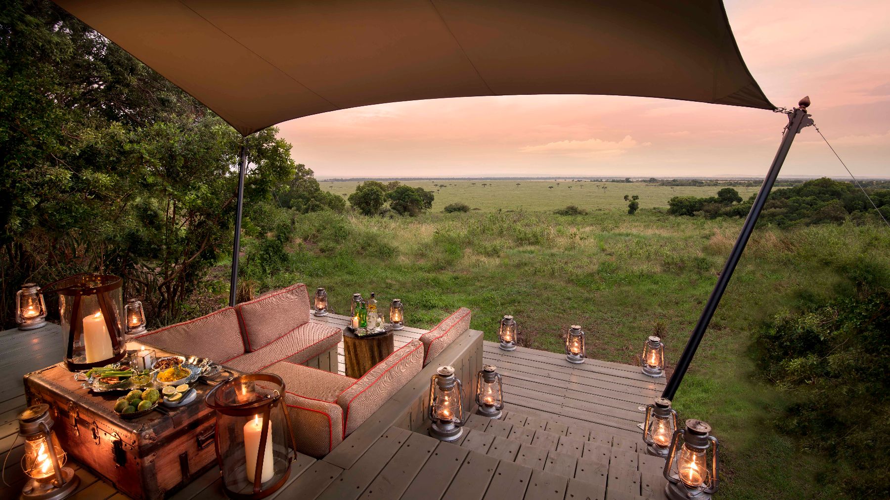 Viewing deck at at &Beyond Bateleur Camp