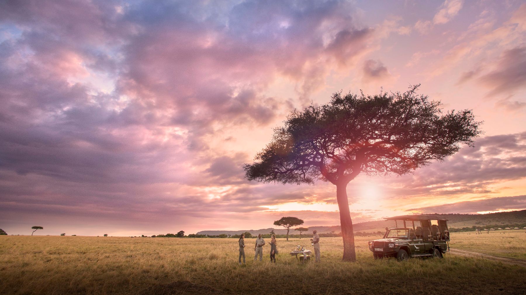 Sundowners at &Beyond Bateleur Camp