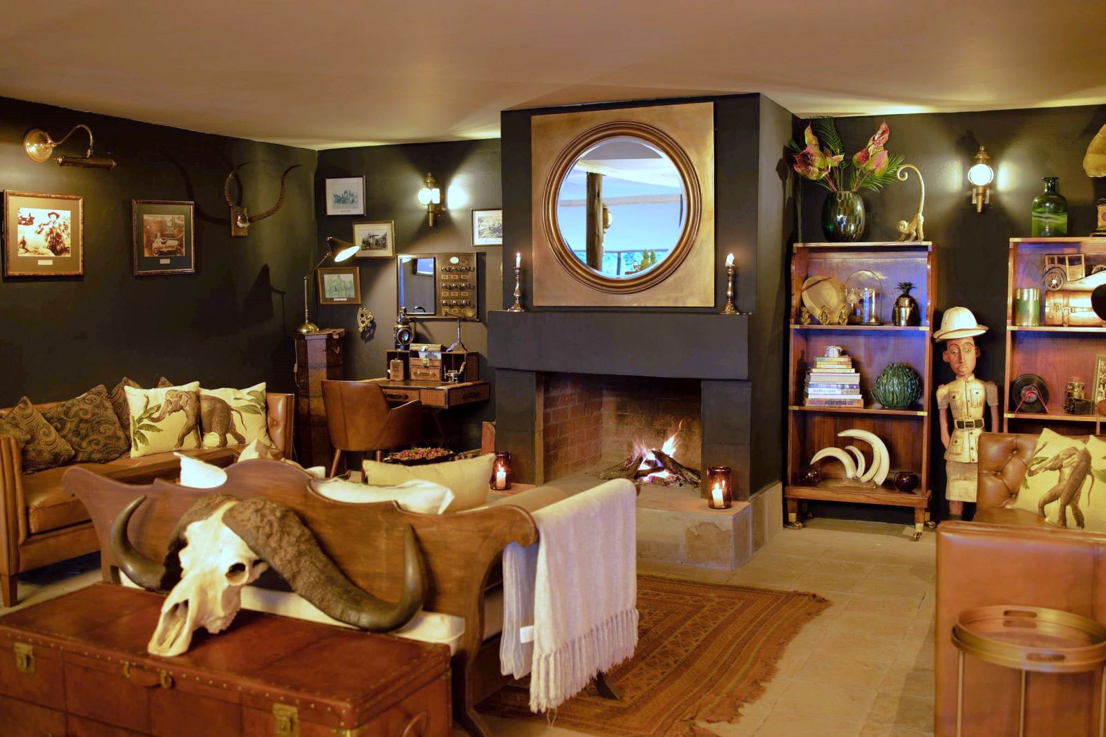 Cottars 1920s Camp lounge n the Maasai Mara