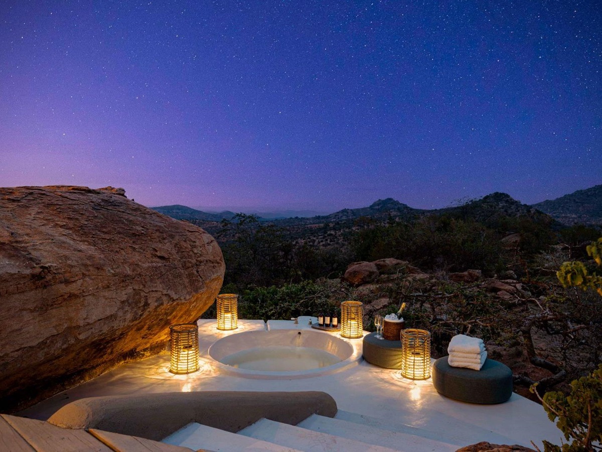 Carissa suite alfresco bathtub at Ol Lentille private house on the Laikipia Plateau in kenya