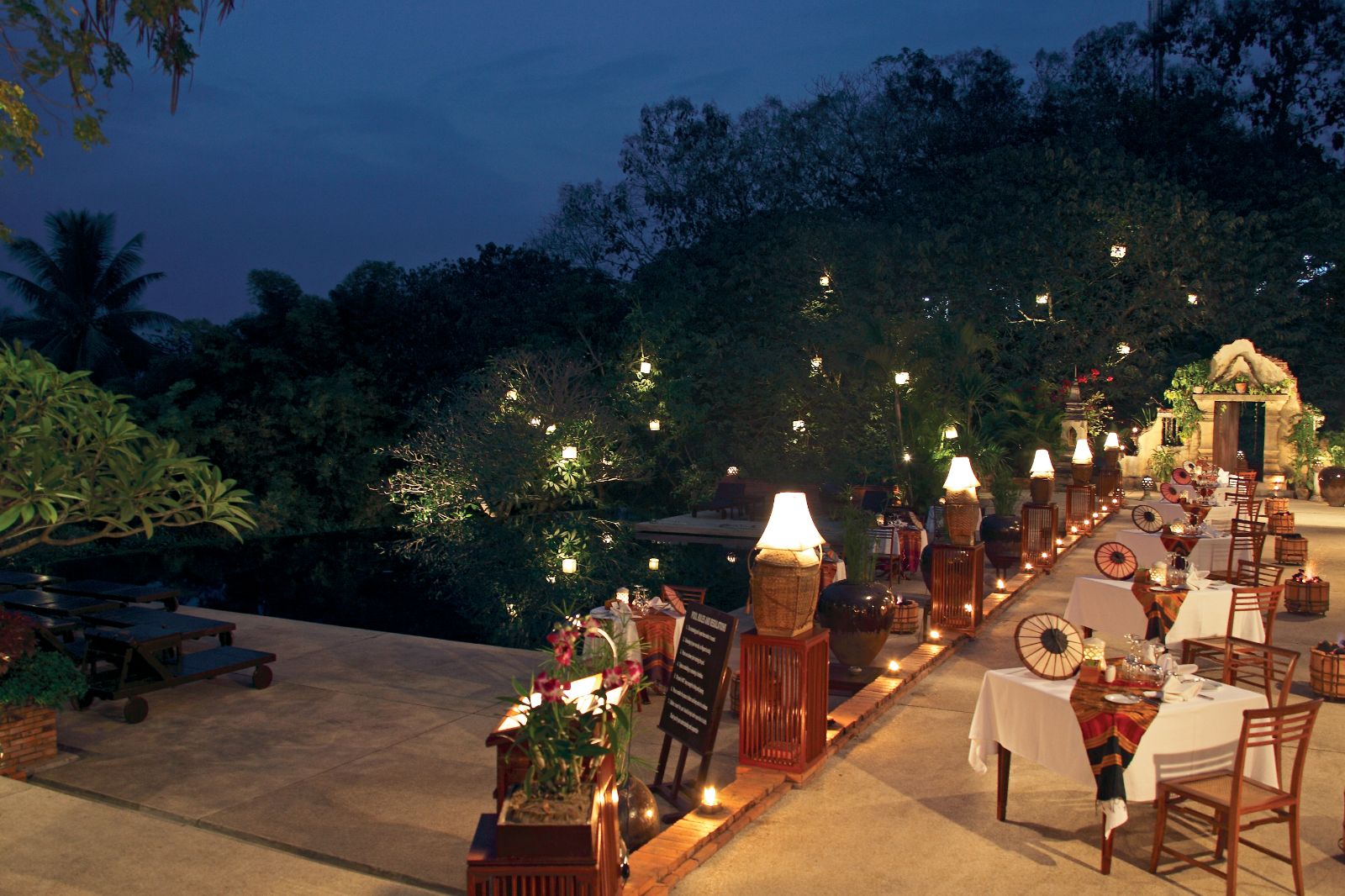 Alfresco dining at La Residence Phao Vao in Luang Prabang, Laos