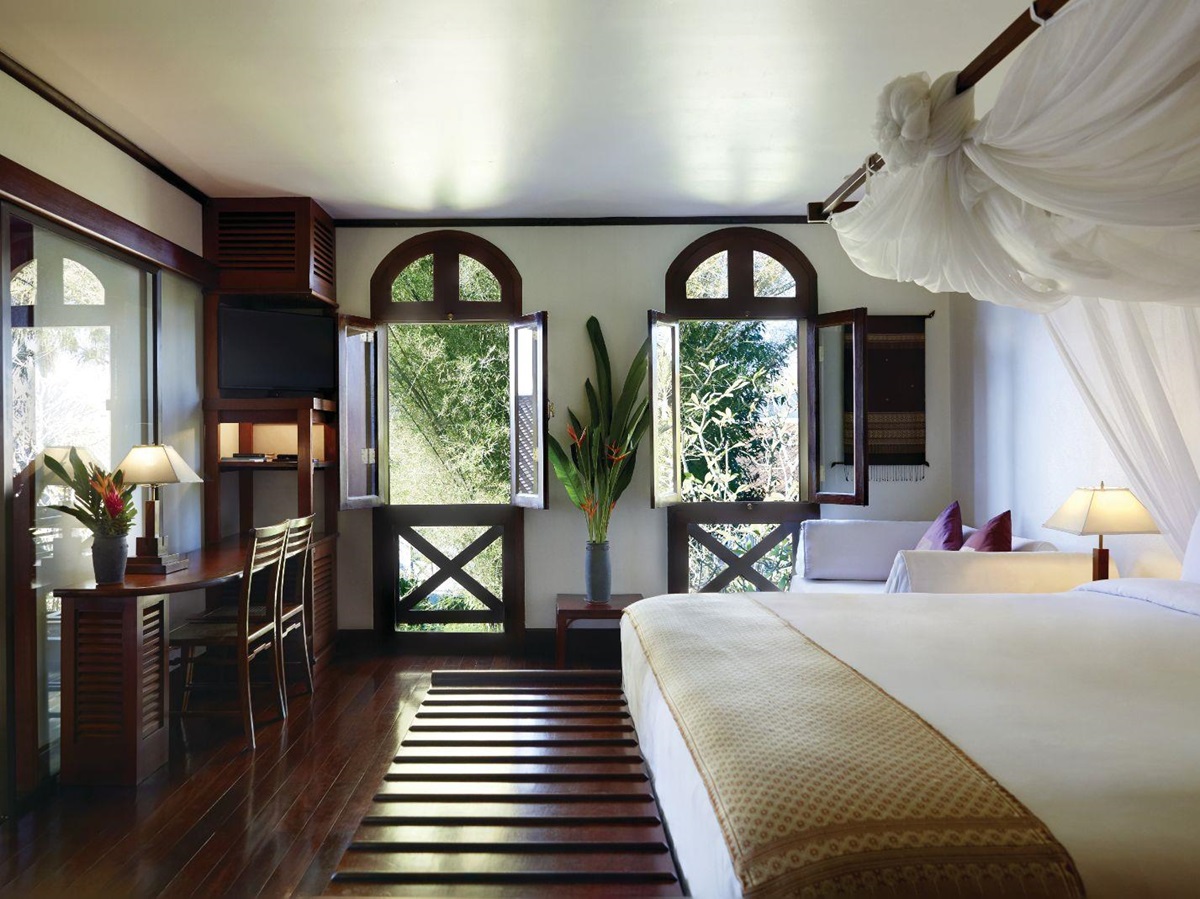 Guest suite bedroom at La Residence Phao Vao in Luang Prabang, Laos