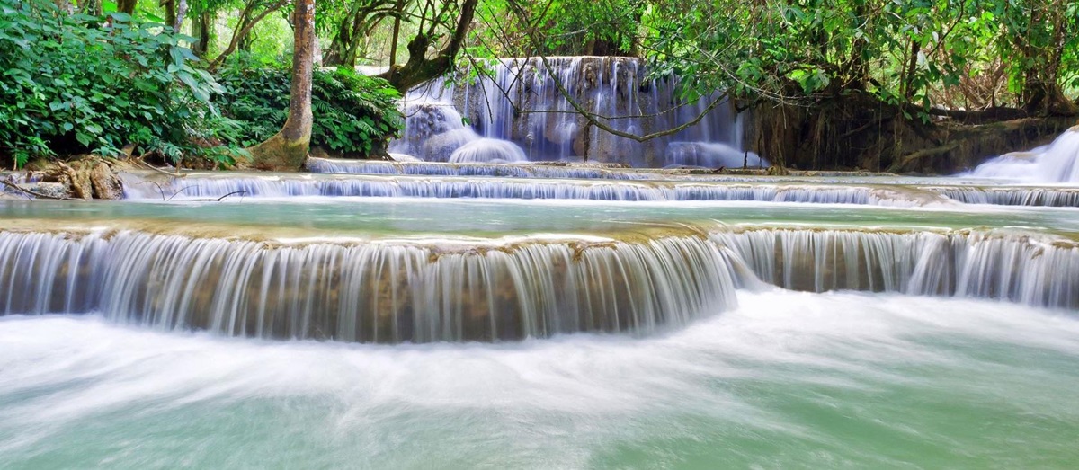 Kuang Xi, Laos