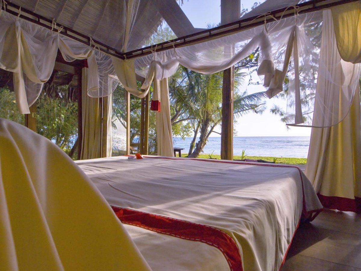 Guest bed at Princesse Bora Lodge & Spa on Sainte-Marie Island in Madagascar