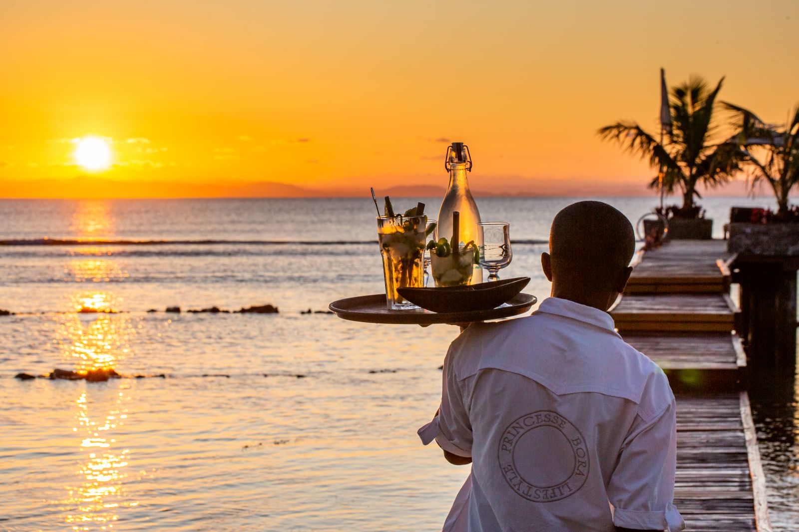 Drinks served by the ocean at Princesse Bora Lodge & Spa on Sainte-Marie Island in Madagascar