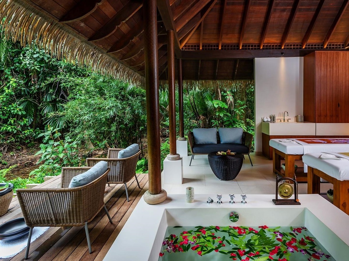 Open massage area in the spa of the Datai Langkawi in Malaysia