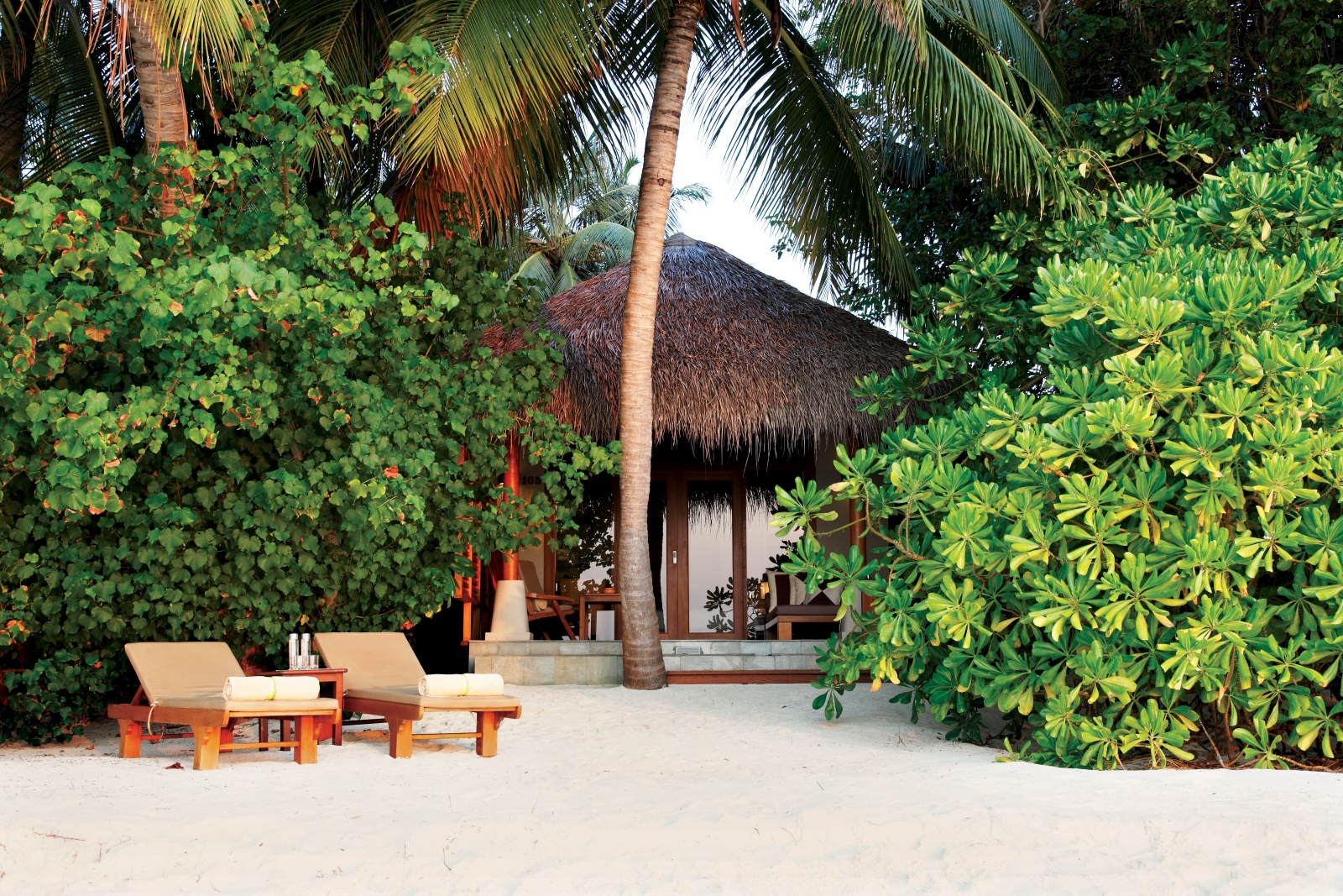 View towards Beach villa from beach including seating at Baros