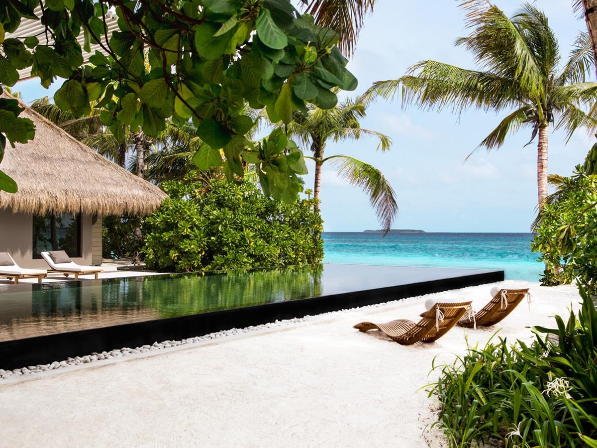 The pool and sea views at Cheval Blanc Randheli