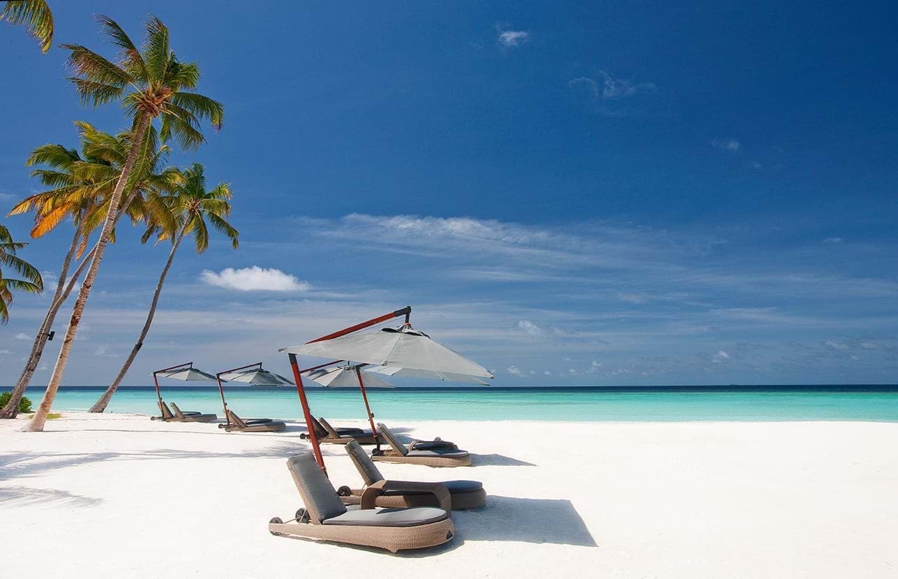 The beach at Constance Halaveli Maldives