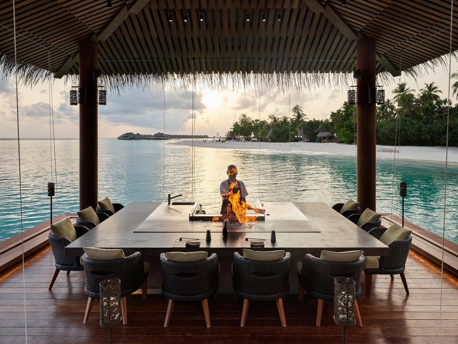 Teppanyaki Table at Saoke Restaurant with panoramic views of the Indian Ocean at luxury resort Joali in the Maldives