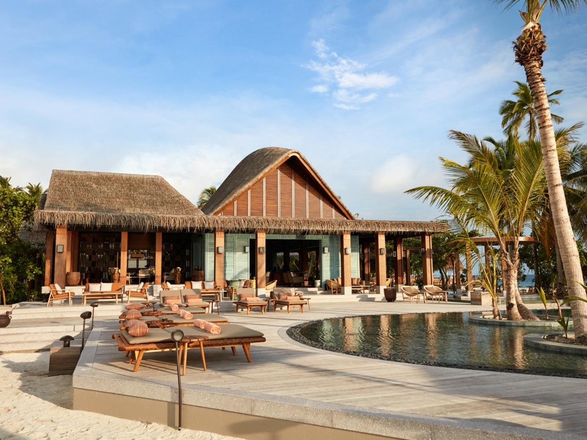 Mura Bar with Pool and Seating