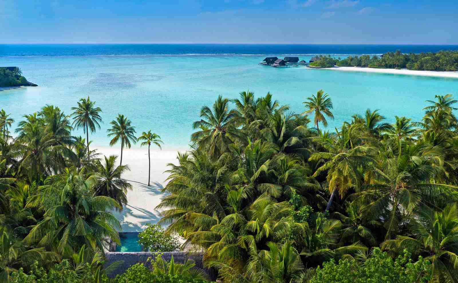 Beach villa with pool at the OneAndOnly Reethi Rah Maldives