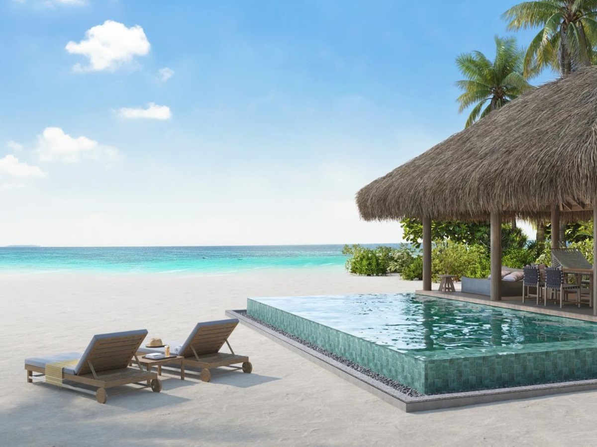 Private pool of a Beach Retreat at Six Senses Kanuhura Maldives