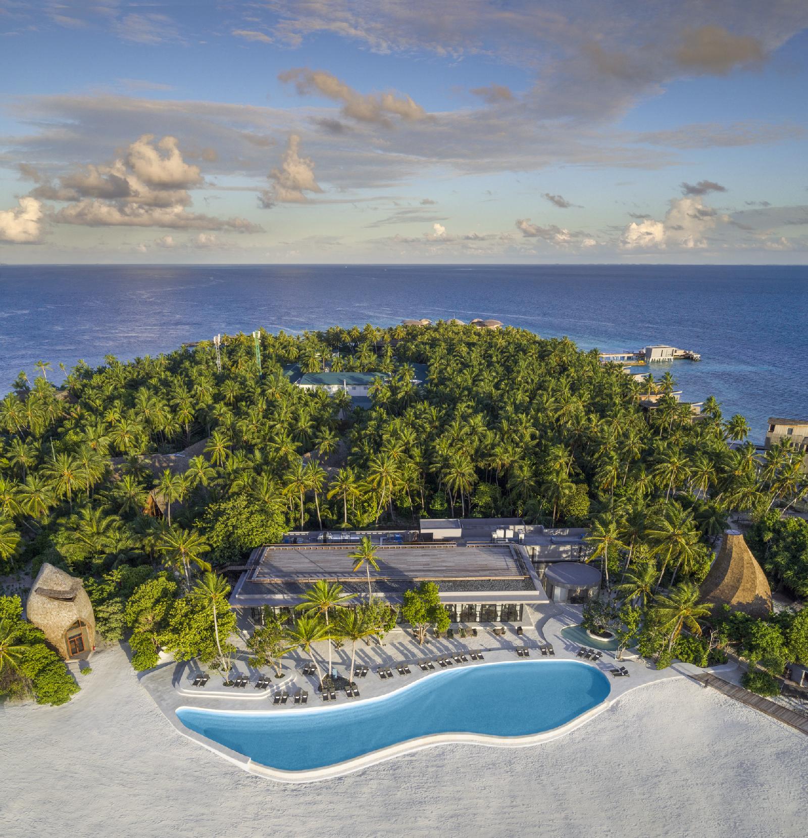 aerial shot of the alba restaurant with swimming pool of St Regis Maldives Vommuli Resort