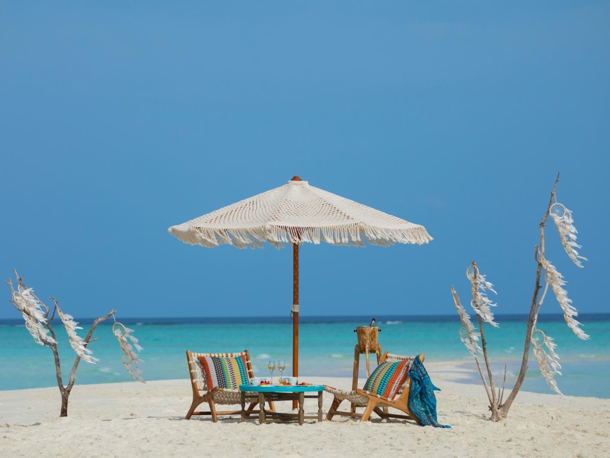 Private beach picnic at luxury resort The Nautilus in the Maldives