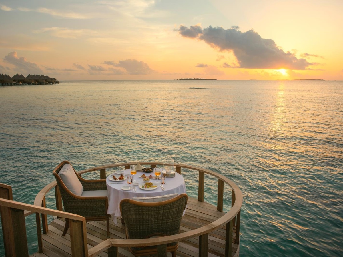Dining at Zeytoun Restaurant with panoramic views over the Indian Ocean at luxury resort The Nautilus in the Maldives