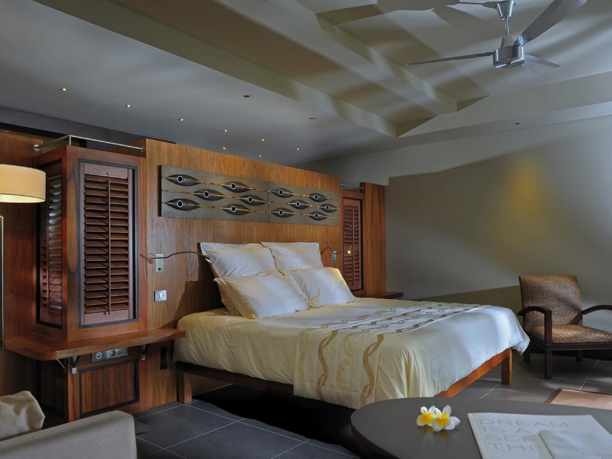 Double bedroom of a beachfront suite at Royal Palm, Mauritius