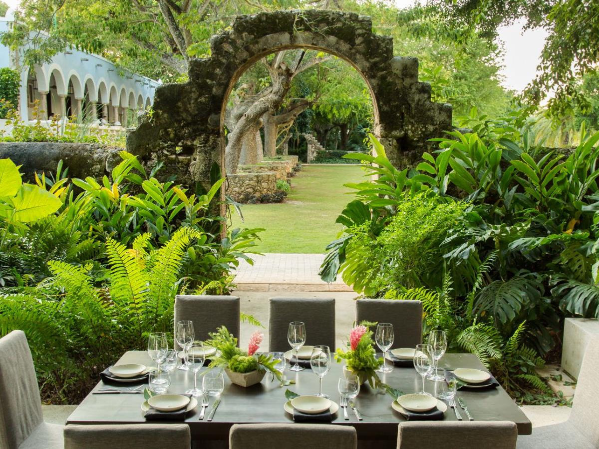 Alfresco dining at Chable Yucatan on The Yucatan Peninsula in Mexico