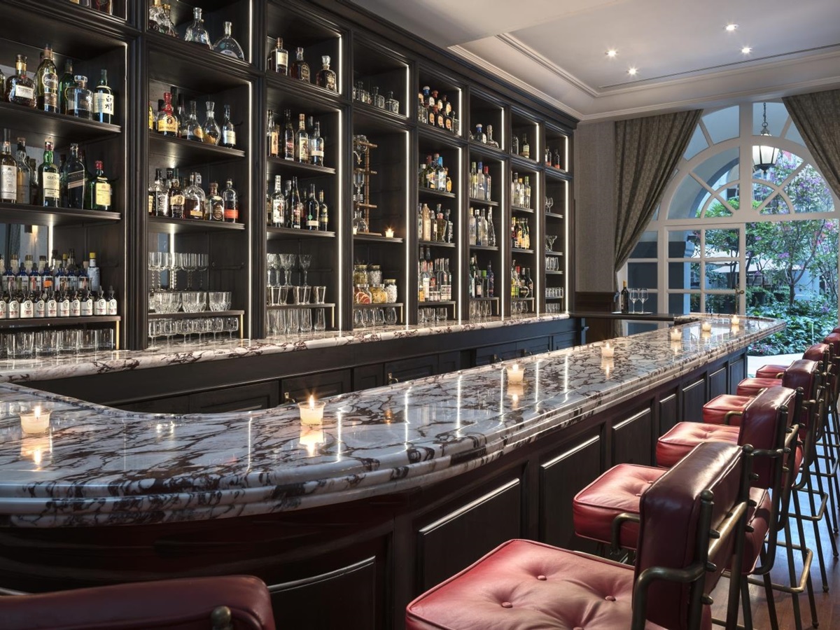 Bar at Four Seasons Mexico City in Mexico