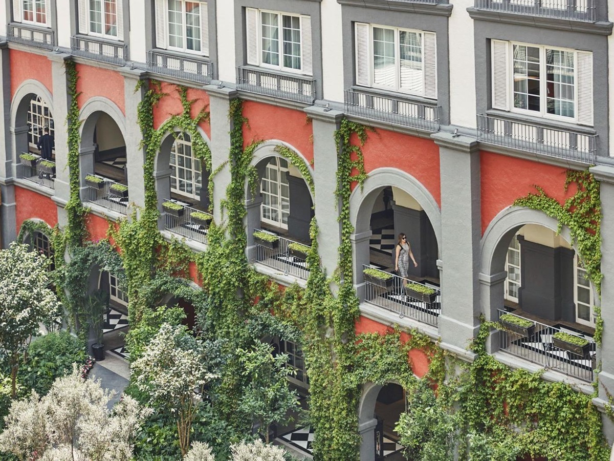 Guest suite balconies at Four Seasons Mexico City