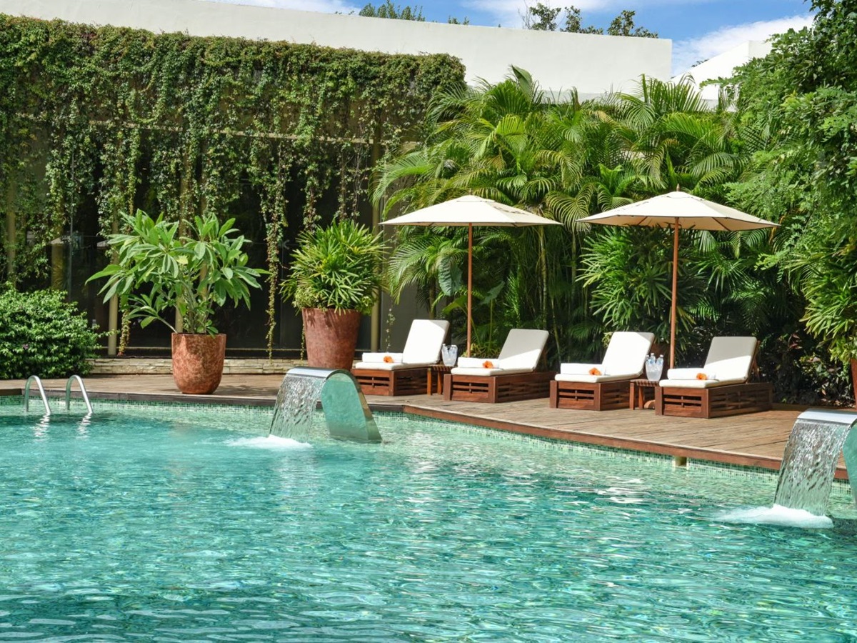 Hydrotherapy pool at Rosewood Mayakoba on the Riviera Maya in Mexico