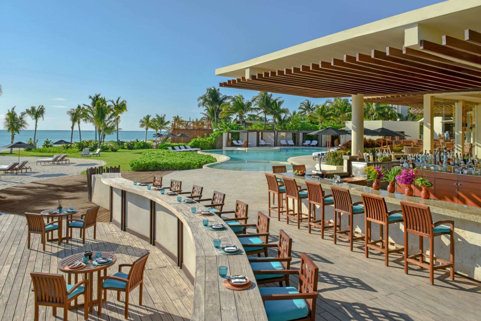 Punta Bonita pool bar at Rosewood Mayakoba on the Riviera Maya in Mexico