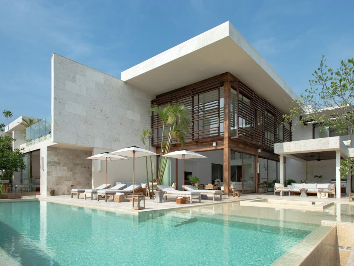 Exterior villa view at Rosewood Mayakoba on the Riviera Maya in Mexico