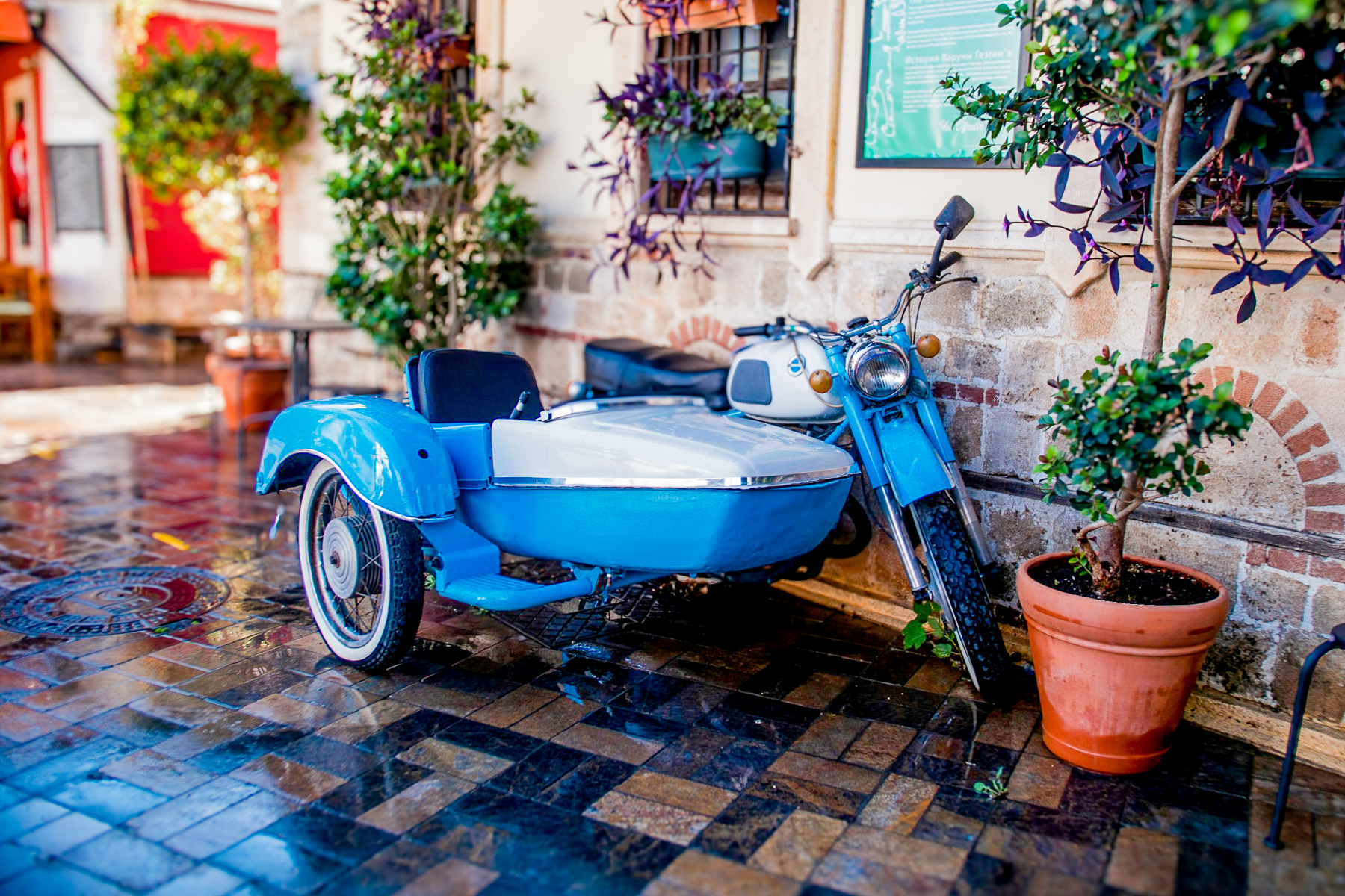 A sidecar parked in Marrakech