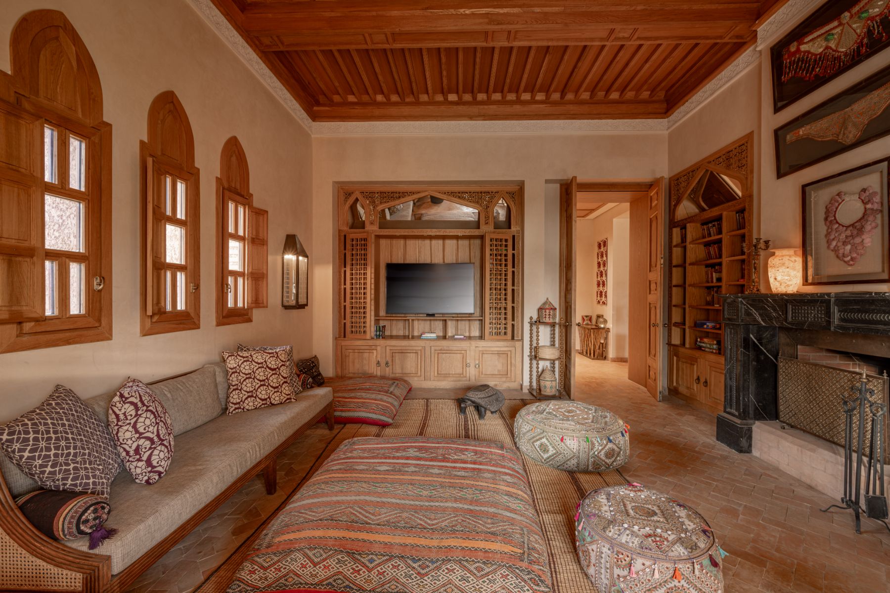 Snug at Cobalt Blue in Morocco 