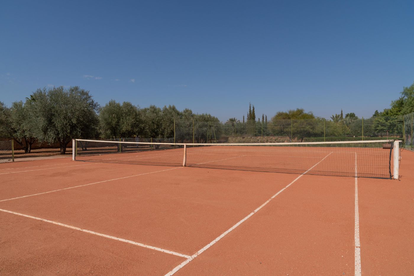 The tennis court at Dar Arbala.