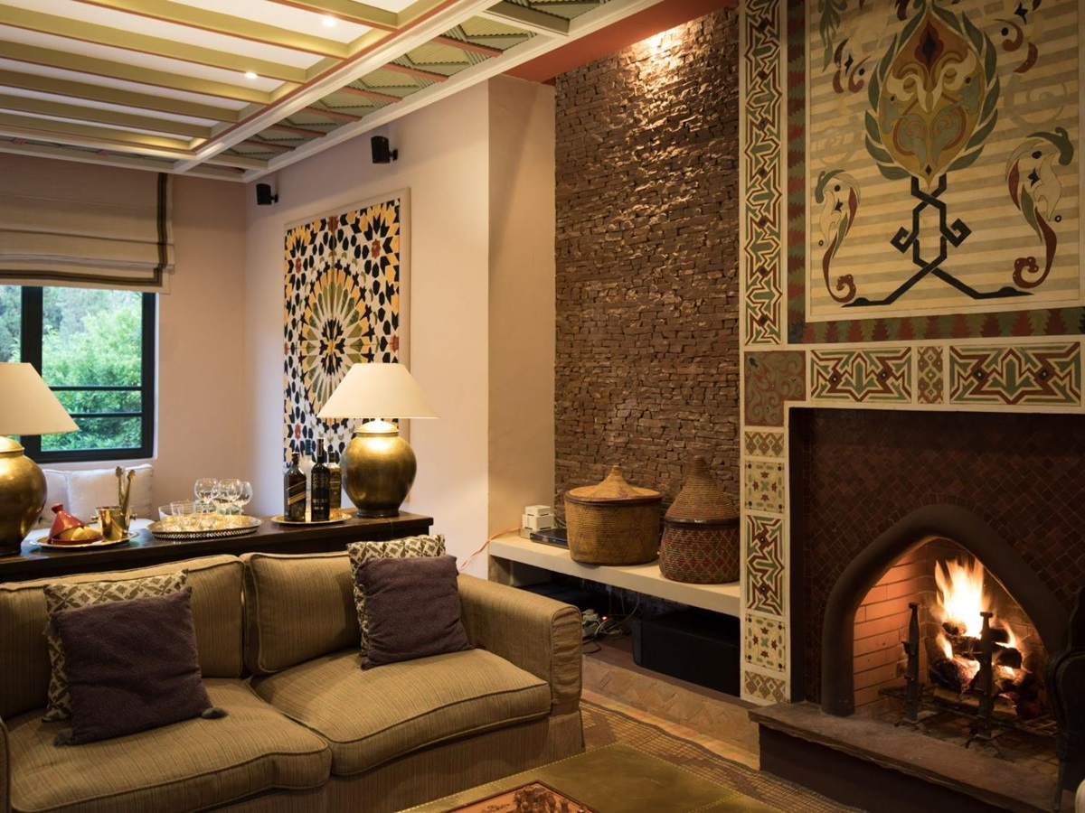 Sitting room at Villa Alkhozama in Morocco
