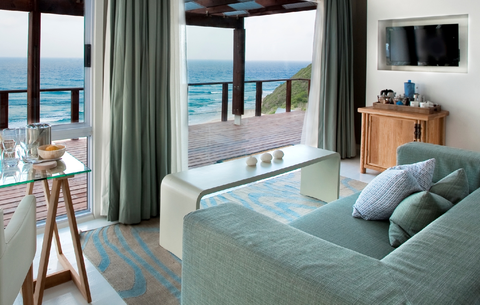 Villa lounge at White Pearl, Mozambique