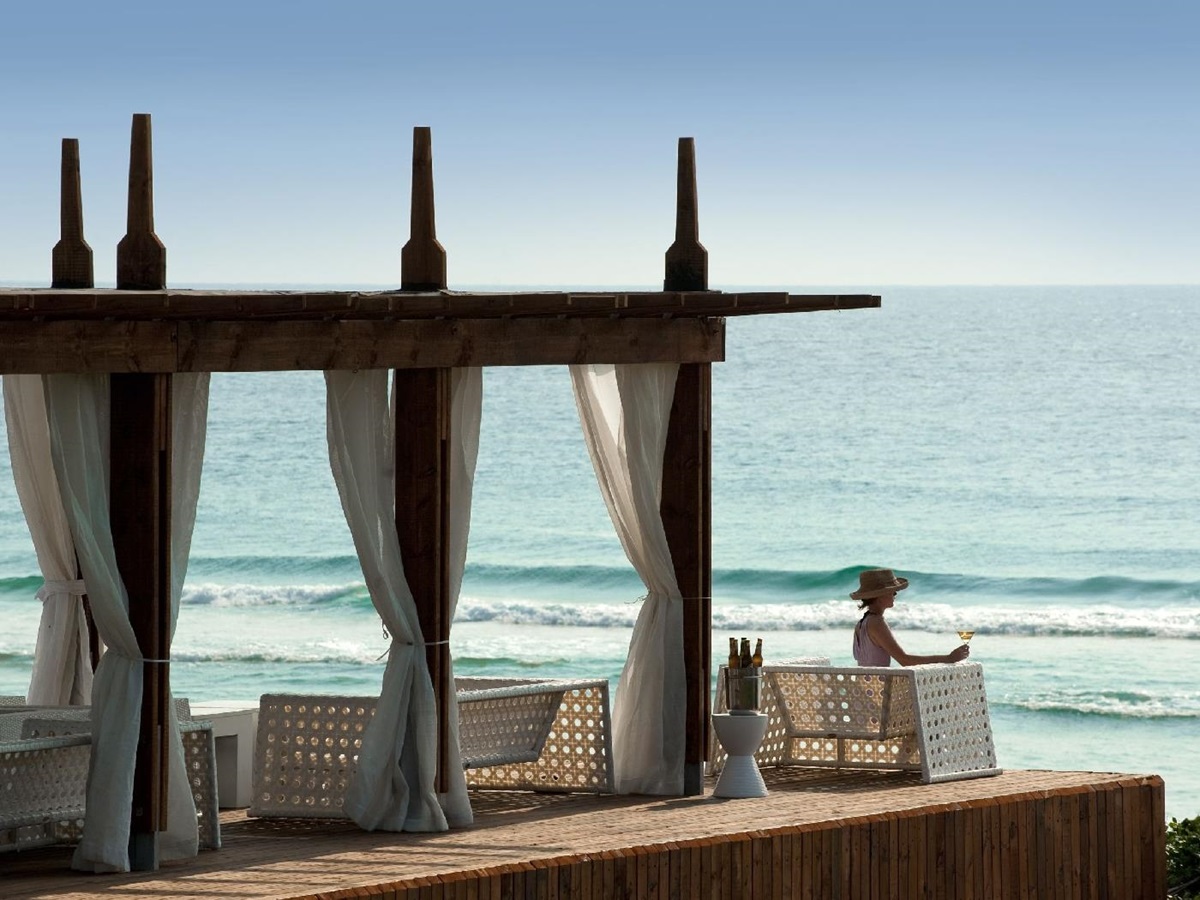 Relaxation at White Pearl, Mozambique